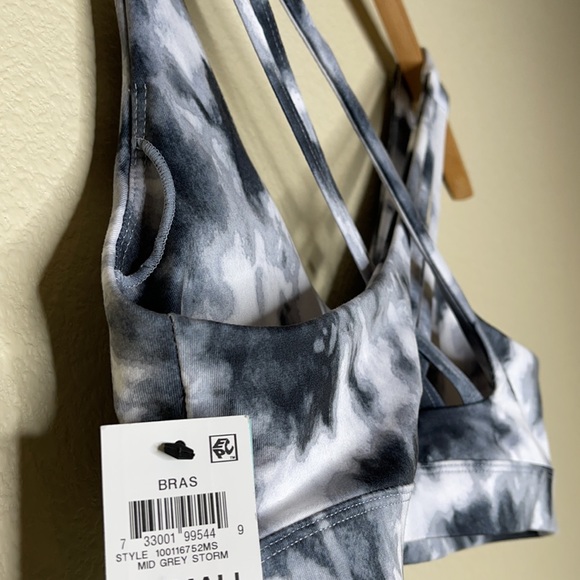 Ideology X Small Sports Bra - Picture 6 of 7